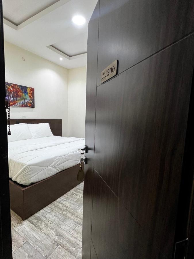 Fragrance Apartments And Suites อิบาดัน ภายนอก รูปภาพ